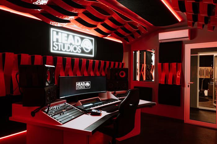 Head Studios Red Studio